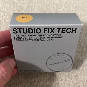 NIB MAC Studio Fix Tech Cream-to-powder foundation in shade N18